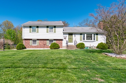 23 Fairlane Dr, Wethersfield, CT 06109 United States