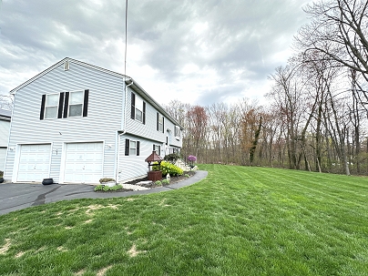 2 Edith St, Windsor Locks, CT 06096 United States