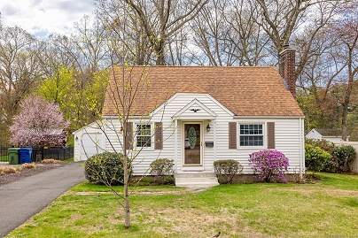 19 Salem Cir, Windsor, CT 06095 United States