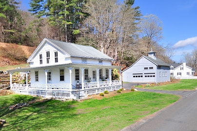 29 W River Rd, Barkhamsted, CT 06065 United States