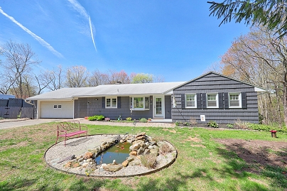 61 Byrnes Ave, Litchfield, CT 06759 United States