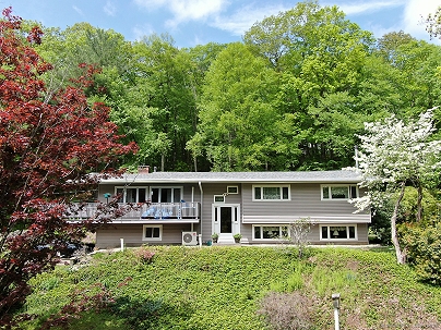 204 W Hill Rd, New Hartford, CT 06057 United States