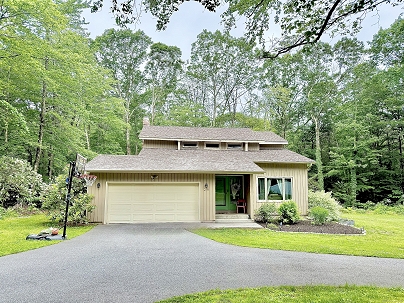29 Lakeshore Dr, New Hartford, CT 06057 United States
