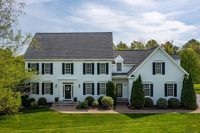 446 Cedar Ln, New Hartford, CT 06057 United States