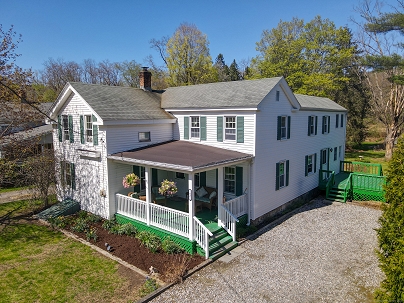 52 Wickett St, New Hartford, CT 06057 United States