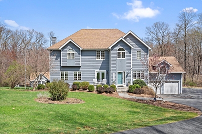4 Possum Ln, New Milford, CT 06776 United States
