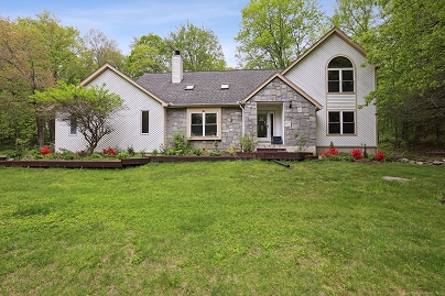 8 Grants Ln, New Milford, CT 06776 United States