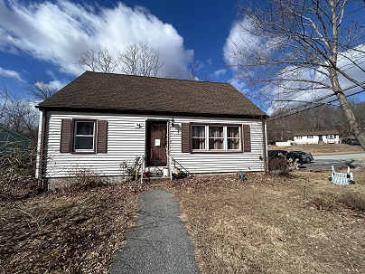 27 Club Ln, Plymouth, CT 06786 United States