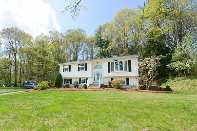 43 E Plymouth Rd, Plymouth, CT 06786 United States