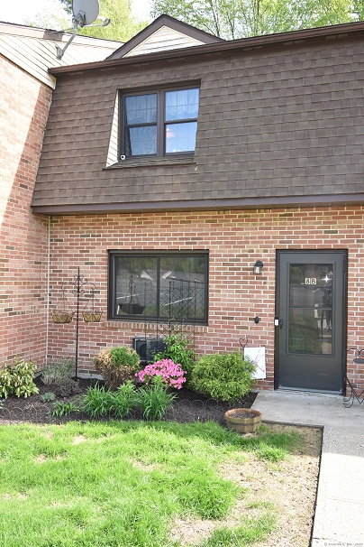 143 Pine Hill Rd Unit 8B, Thomaston, CT 06787 United States