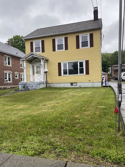 624 S Main St, Torrington, CT 06790 United States
