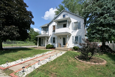 72 Brooker St, Torrington, CT 06790 United States