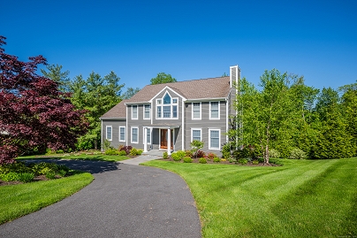 327 Winding Brook Farm Rd, Watertown, CT 06795 United States
