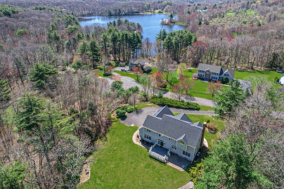 81 Joshua Town Rd, Watertown, CT 06795 United States