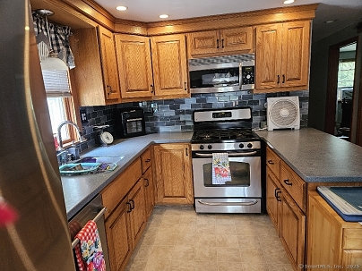150 Mathew Rd, Winchester, CT 06098 United States