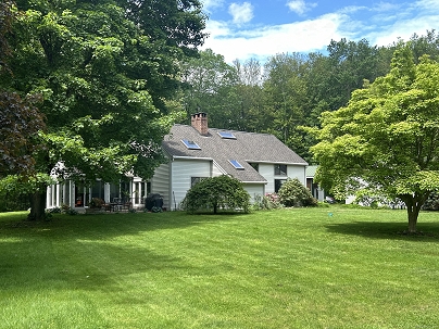 18 Grey Fox Trl, Woodbury, CT 06798 United States