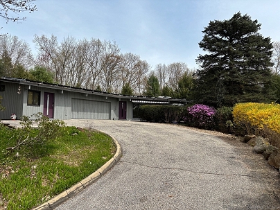 54 Barnhill Rd, Woodbury, CT 06798 United States