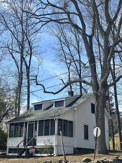 7 Hazen St, Chester, CT 06412 United States