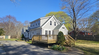 35 Meadow Rd, Clinton, CT 06413 United States