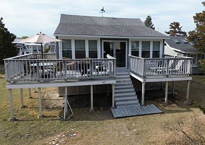 42 Central Ave, Clinton, CT 06413 United States
