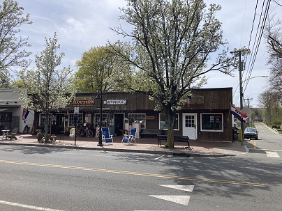 156 Main St, Deep River, CT 06417 United States