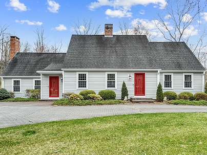 26 Old Kentwood Rd, East Haddam, CT 06423 United States