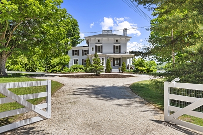1 Foxboro Rd, Essex, CT 06426 United States
