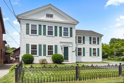 138 River Rd, Essex, CT 06426 United States