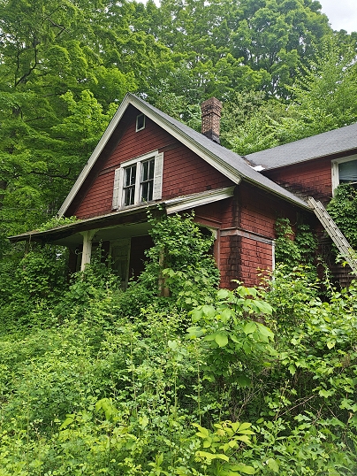 44-A Main St, Essex, CT 06409 United States