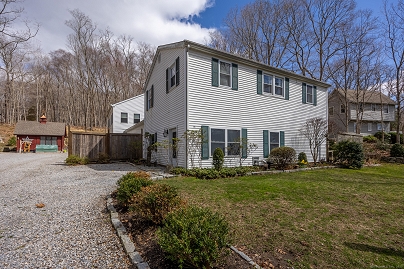 65 N Main St, Essex, CT 06426 United States