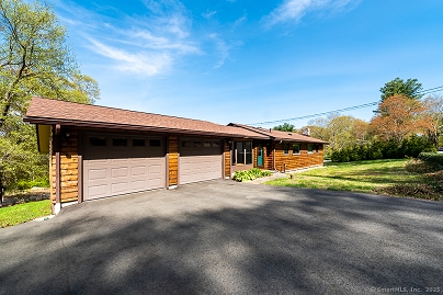 16 Walkley Hill Rd, Haddam, CT 06438 United States