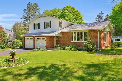 222 Maple Shade Rd, Middletown, CT 06457 United States
