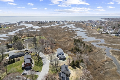 26 Meadowood Ln, Old Saybrook, CT 06475 United States