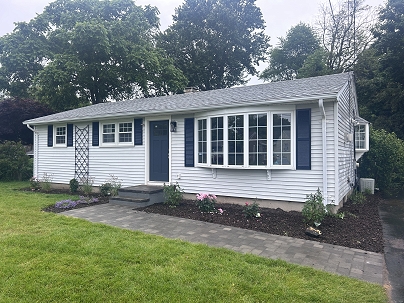 8 Edwards Rd, Old Saybrook, CT 06475 United States