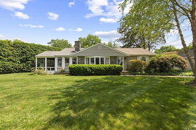 92 Fenwood Dr, Old Saybrook, CT 06475 United States