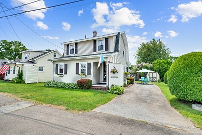 7 Meriden Ave, Westbrook, CT 06498 United States