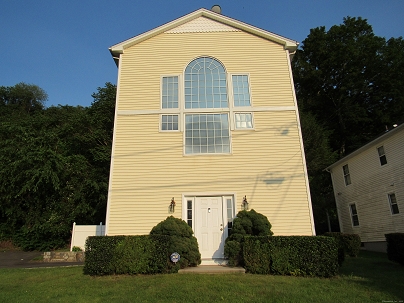 3 Richard St, Ansonia, CT 06401 United States