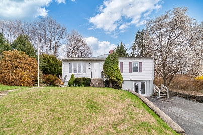 4 Belleview Ter, Ansonia, CT 06401 United States