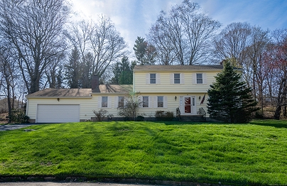 10 Corbin Cir, Branford, CT 06405 United States