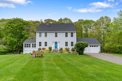 18 Orchard Ave, Branford, CT 06405 United States