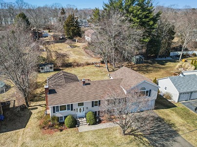 25 Woodside Dr, Branford, CT 06405 United States