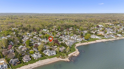 29 Crescent Bluff Ave, Branford, CT 06405 United States