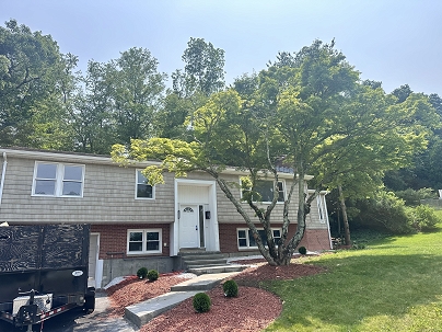 29 Heritage Hill Rd, Branford, CT 06405 United States