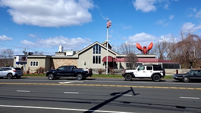 560 E Main St, Branford, CT 06405 United States