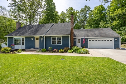 198 Towpath Ln, Cheshire, CT 06410 United States