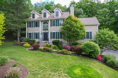 40 Nathan Hale Ct, Cheshire, CT 06410 United States