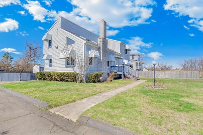 14 Montauk Rd, East Haven, CT 06512 United States