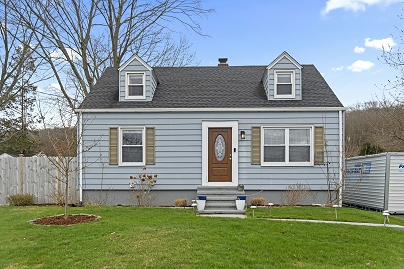 17 Sunset Rd, East Haven, CT 06512 United States