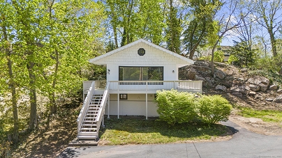 52 Short Beach Rd, East Haven, CT 06512 United States
