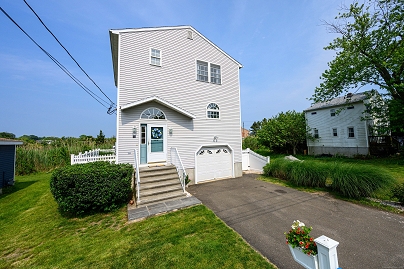 56 Morgan Ave, East Haven, CT 06512 United States